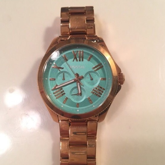 Fossil watch - Picture 1 of 4